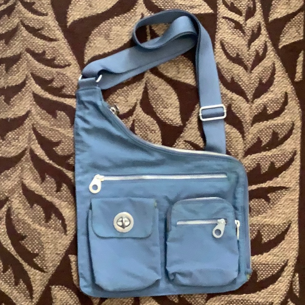 Baggallini Blue Crossbody Travel Bag EUC